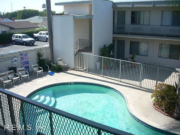3rd image of 12319 Manor Dr APT 209