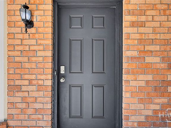 5th image of 11 Whittington Court