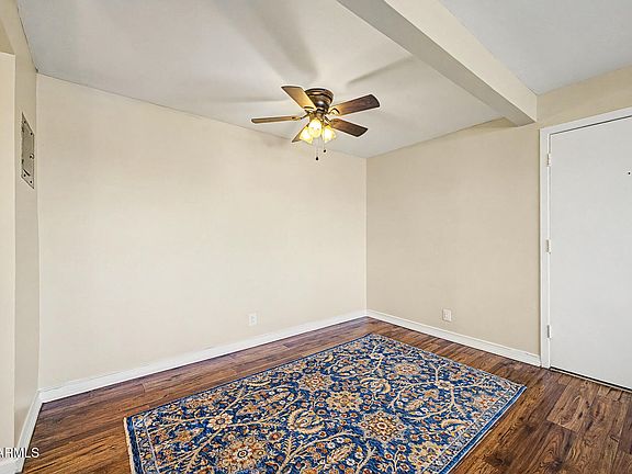 4th image of 424 W Brown Road #207