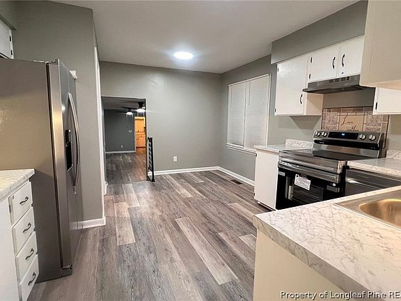 3rd image of 303 Cemetery Rd