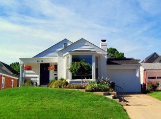 8936 Harrison Ave, Saint Louis, MO 63144