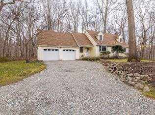 34 Browns Ln, Old Lyme, CT 06371