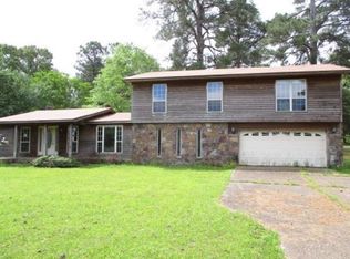 6808 Shannon Rd, Pine Bluff, AR 71603