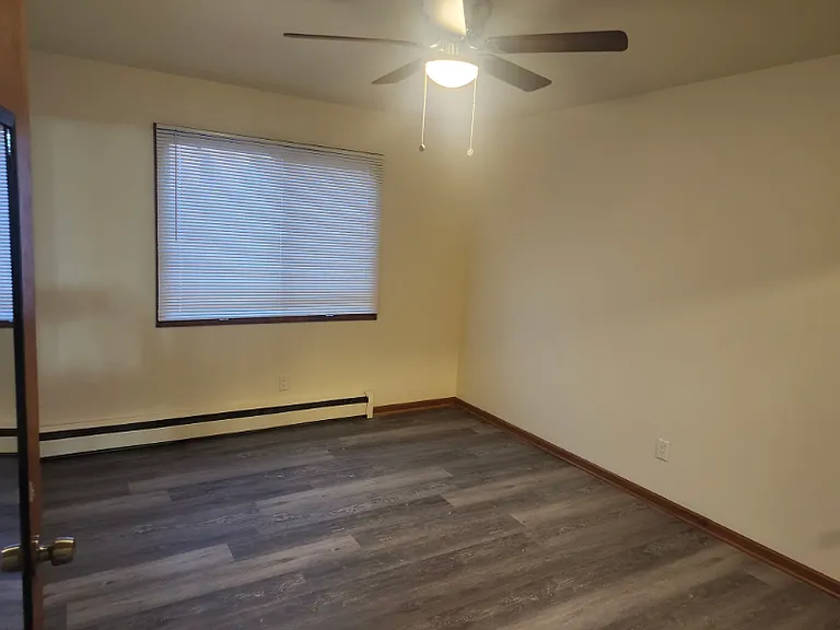 4812 N 104th St #6 — Photo 5