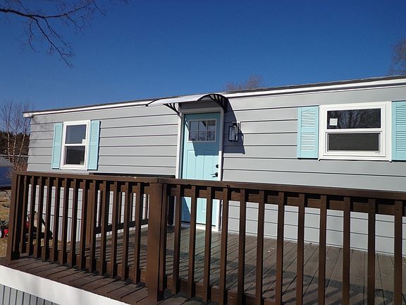 4th image of 18 Bayberry Ln