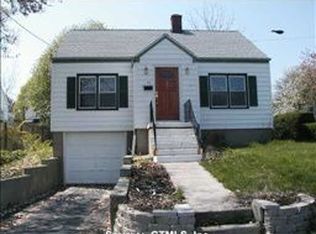 60 Rockaway Ave, Stratford, CT 06615