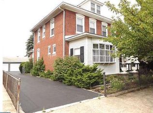 351 Jefferson St, Bridgeport, PA 19405