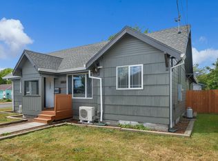 1602 2nd St, Tillamook, OR 97141