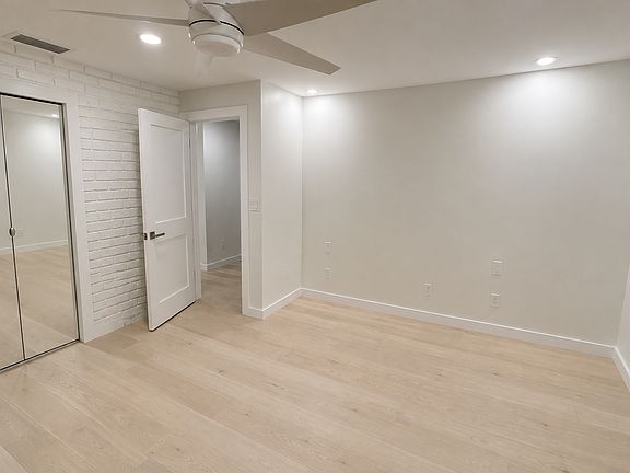 5th image of 2028 Princeton Ave