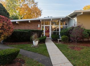 4317 Greenwood St, Skokie, IL