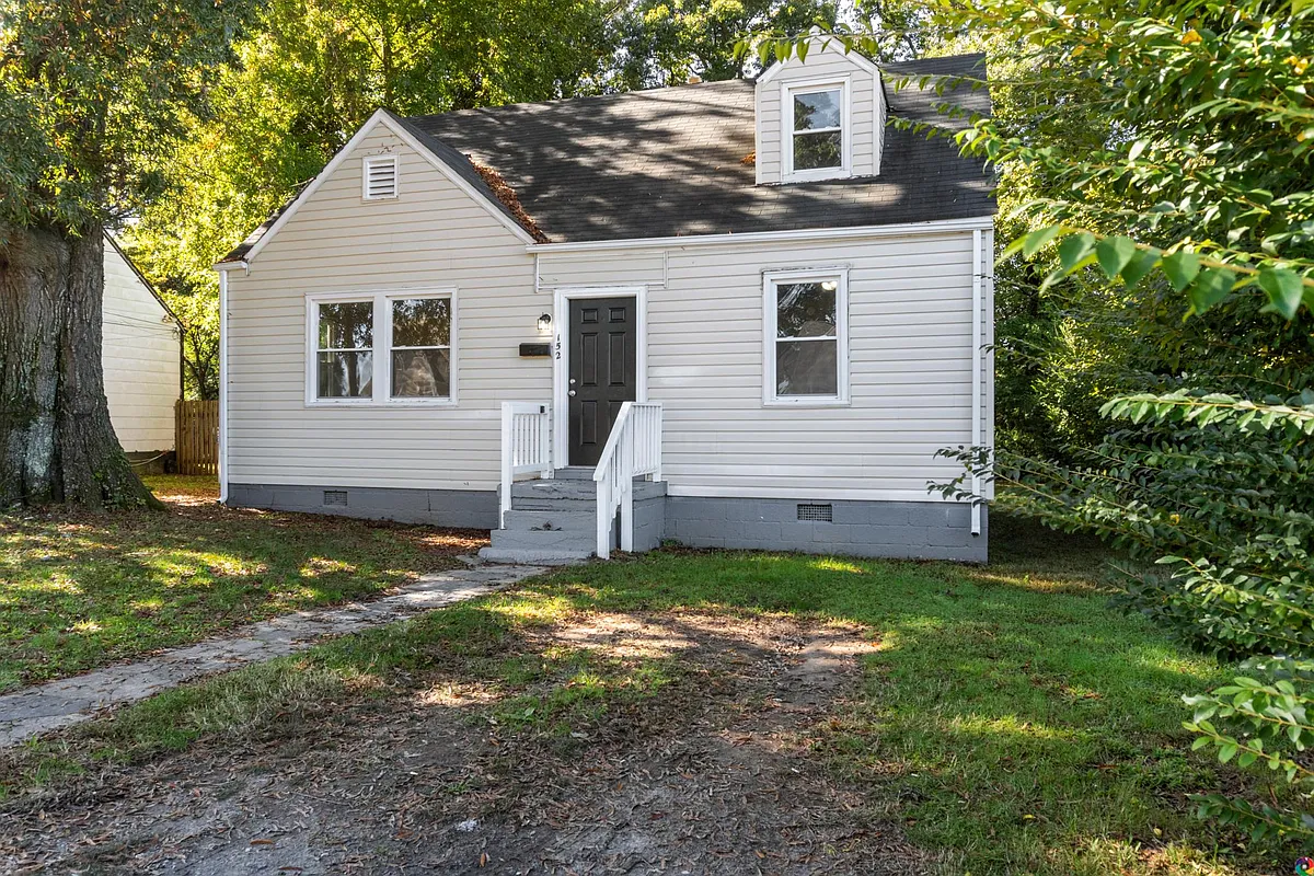 Building Photo - 152 Brandon Rd