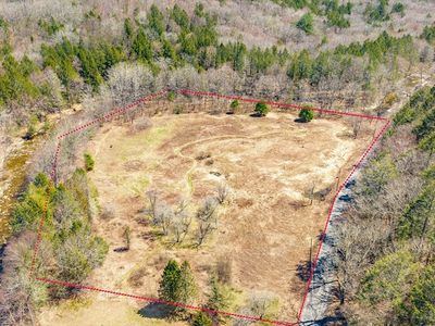 36 E River Rd, Middlefield, MA, 01243