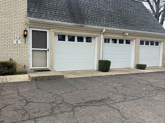 2nd image of 501 Belvedere Dr