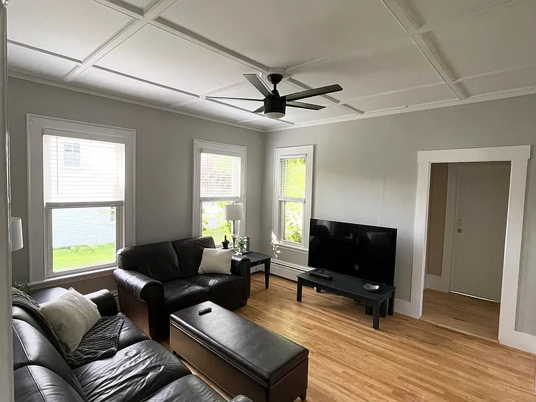 136 Elm St #1 — Photo 2
