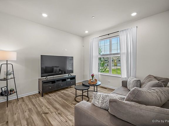 5th image of 1623 Bentz Way