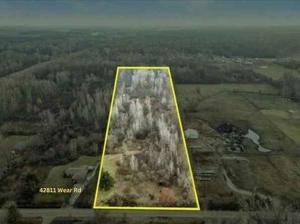 Wear Rd, New Boston, MI 48164