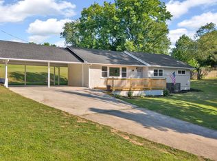 110 Emory Heights Rd, Harriman, TN 37748