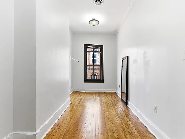 105 N Loudoun St #1 — Photo 13