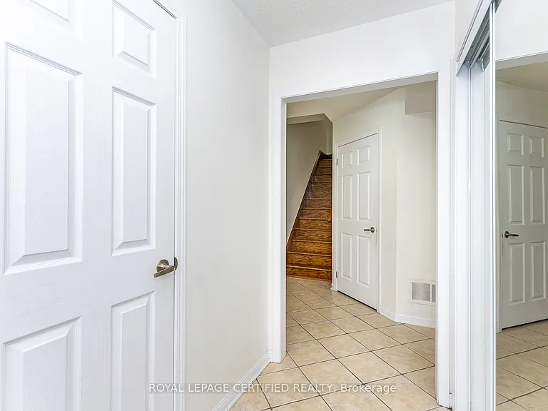 561 Speyer Cir — Photo 5