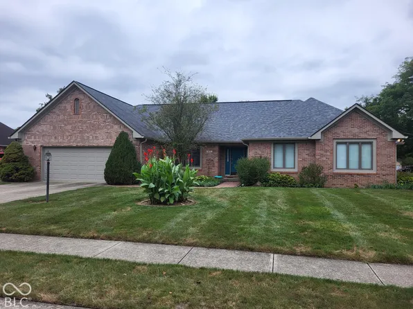 870 Ironwood East Dr, Brownsburg, IN 46112