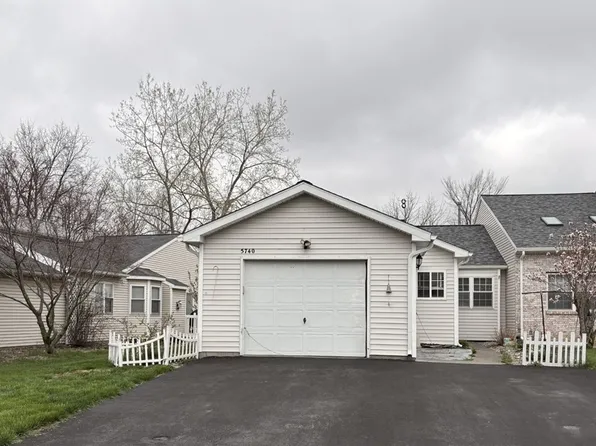 5740 Running Brook Rd, Farmington, NY 14425