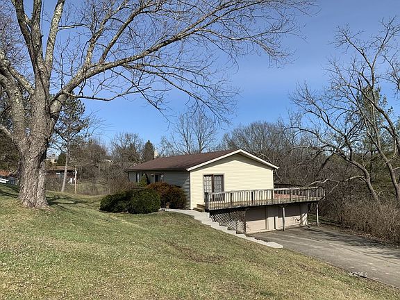 2nd image of 100 Wonder Hills Dr