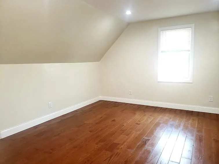 332 Stegman Pkwy #3 — Photo 2