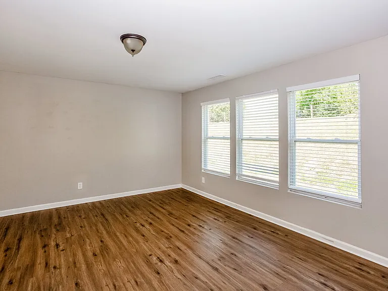 4214 Quinn Dr — Photo 8