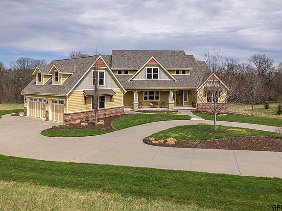 4th image of 10208 Cottonwood Creek Blvd