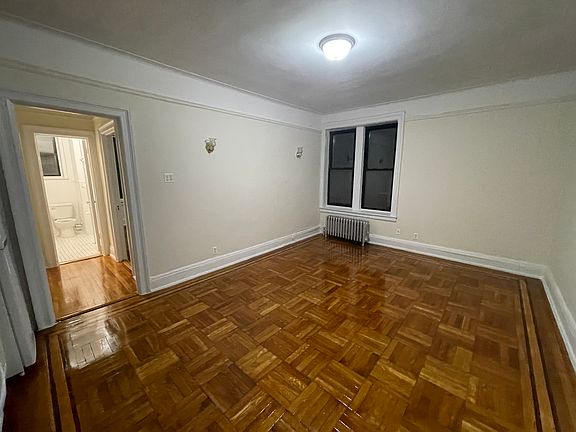 4th image of 41-44 44th St #B