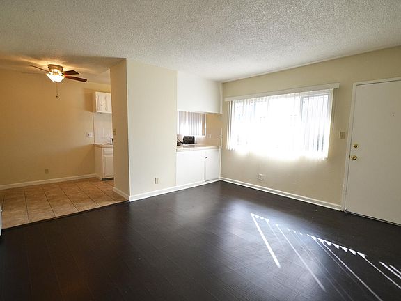 3rd image of 1617 W 206th St APT C