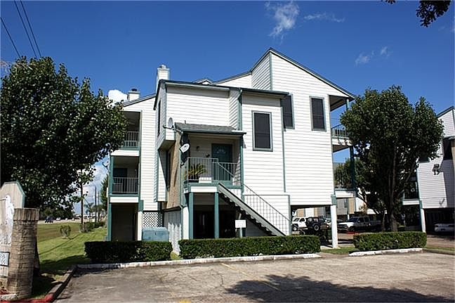 1st image of 18519 Egret Bay Bl #1411
