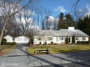 17605 Dominion Dr, Sandy Spring, MD 20860