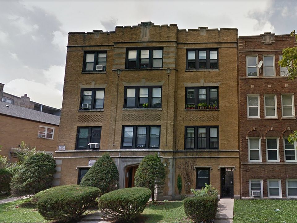 1st image of 6336 N Artesian Ave APT 2B
