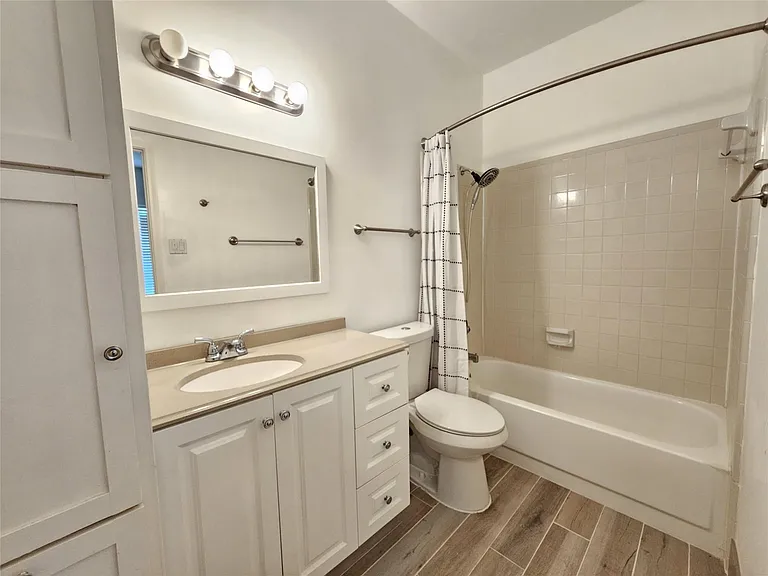3800 Tanglewilde St #605 — Photo 8
