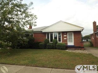 28735 Diesing Dr, Madison Heights, MI 48071