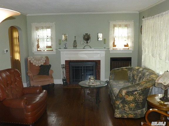 4th image of 2111 Cypress St