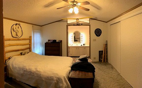 4th image of 933 Pembrooke Ln