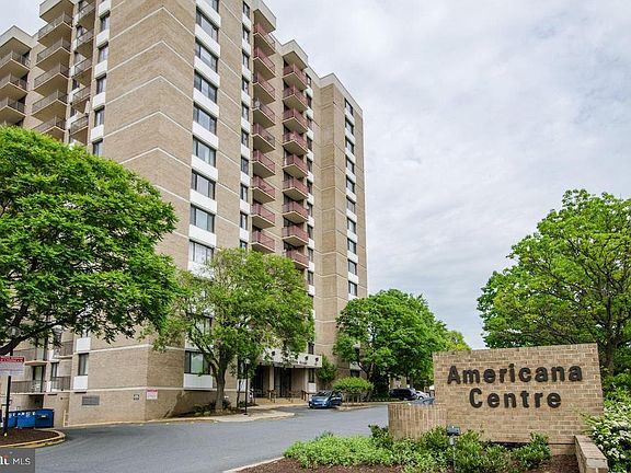 2nd image of 118 Monroe St #31