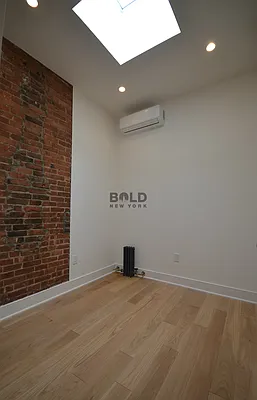 Rented by Bold New York | media 20