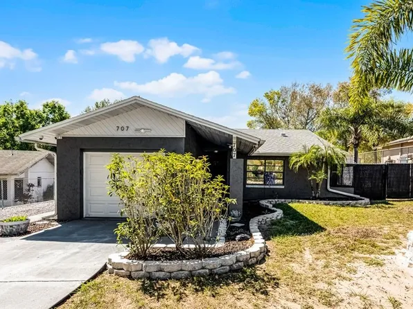 707 GREENBROUGH DRIVE, LAKE WALES, FL 33853