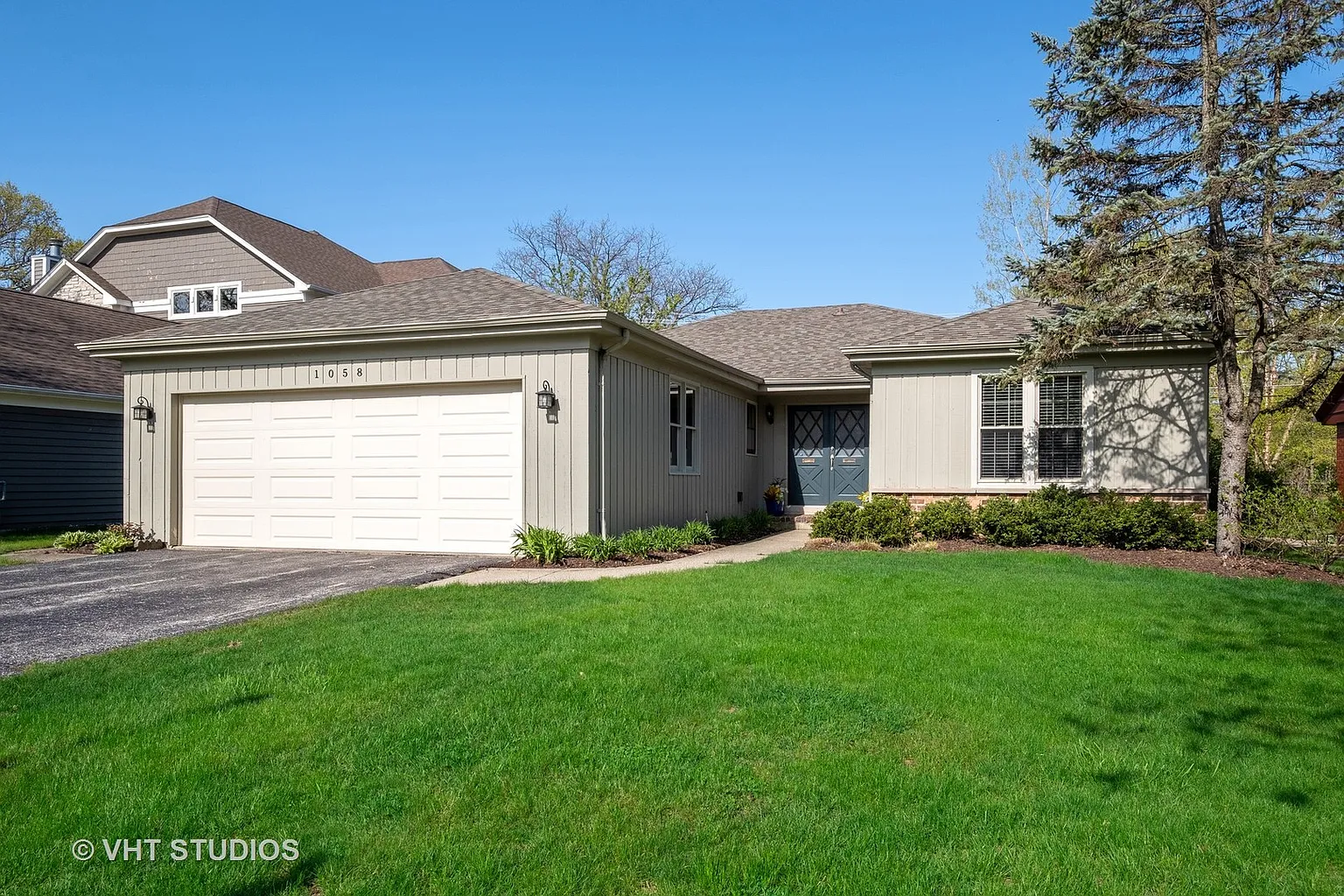 1058 Warrington Rd photo 1