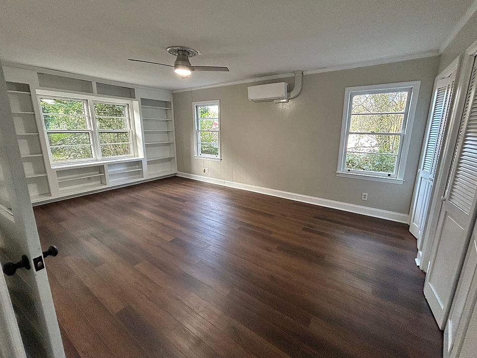 1st image of 407 Kenwood Ave