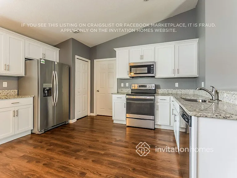 2529 Bobby Lee Ln — Photo 8