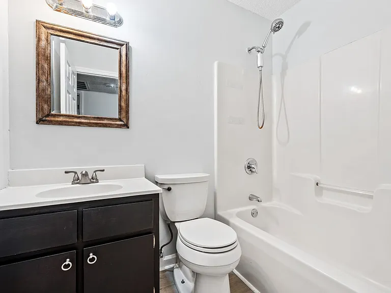 1102 Water Oak Ct — Photo 16