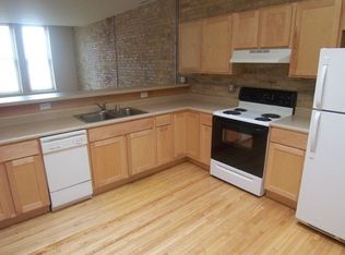 415-419 N Main St #F, Oshkosh, WI 54901