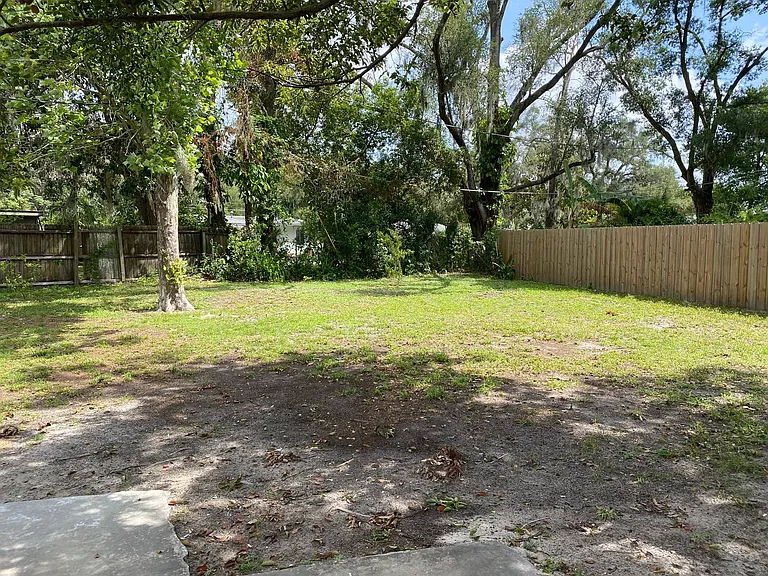 925 Mead Ave — Photo 12