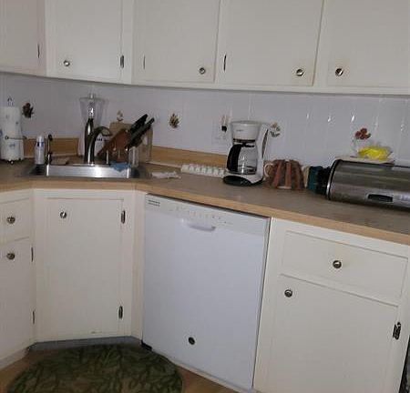 3rd image of 430 Pine Glen Ln APT D-1