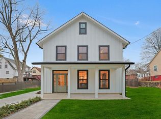 3 Villa Pkwy, Highland Falls, NY 10928