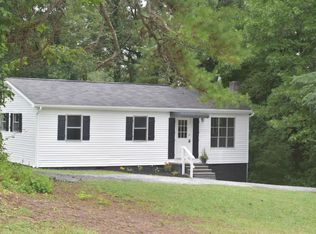 407 W Broad St, Clinton, TN 37716